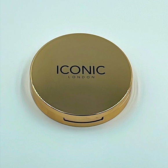 Iconic London Ultimate Bronzing Powder (NWT) - Picture 2 of 5